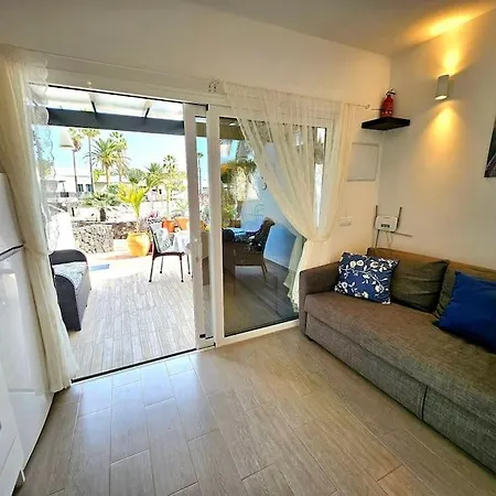 Taisa Playa Roca 아파트 *
