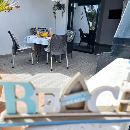 Taisa Playa Roca 아파트 *
