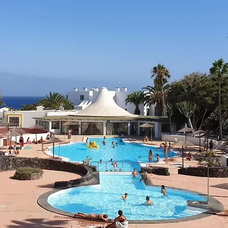 Taisa Playa Roca Appartement *