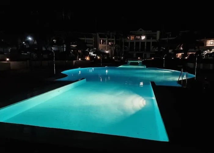 Taisa Playa Roca Appartement *