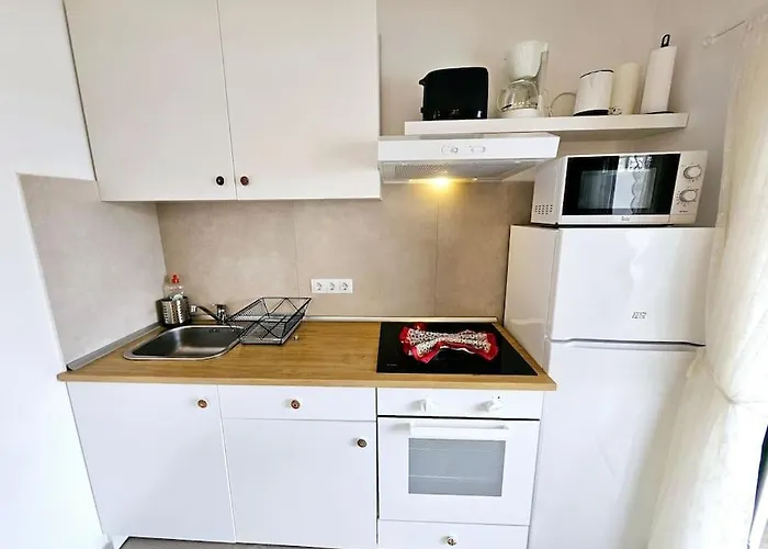 Taisa Playa Roca Costa Teguise