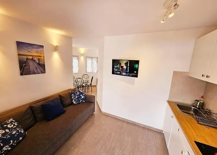 Taisa Playa Roca Costa Teguise