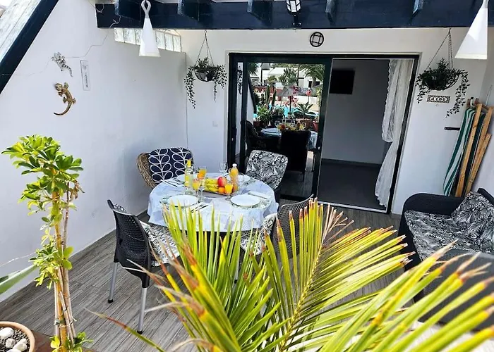 Taisa Playa Roca * Costa Teguise