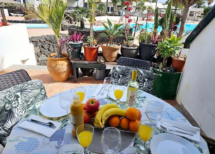 Taisa Playa Roca Apartment